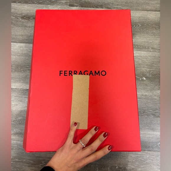 Ferragamo | Oderico Black Chunky Chelsea Boots New Size 8 - Picture 9 of 17